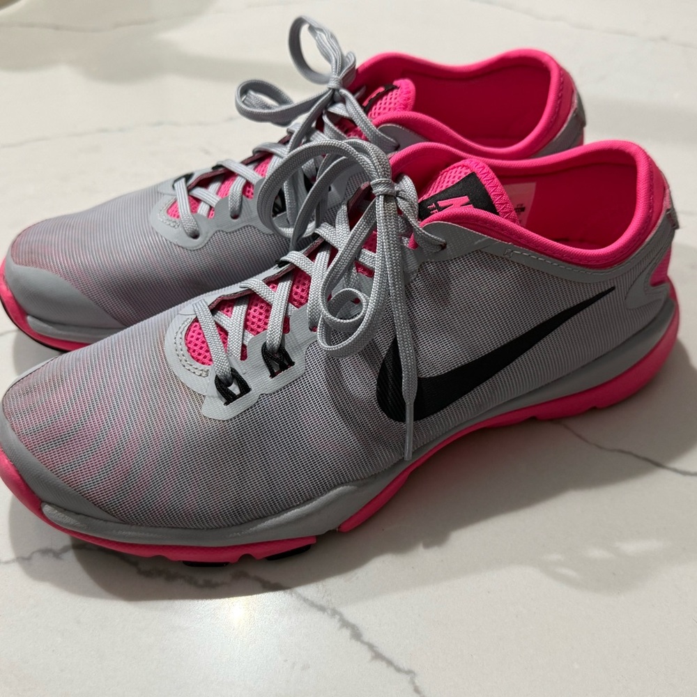GUC Nike Women's Gray and Hot Pink Training Sneakers